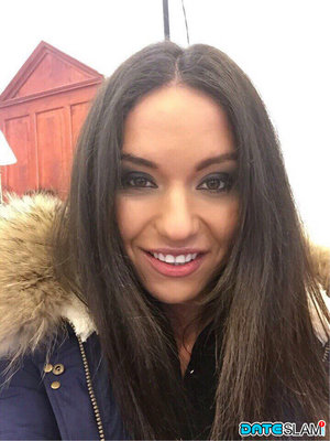 18 year old teen babe slides panties aside to expose shaved pussy for a pee